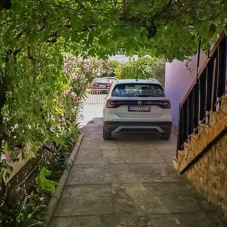 Kostanjevac * 维尔