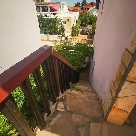 Kostanjevac Apartman Vir